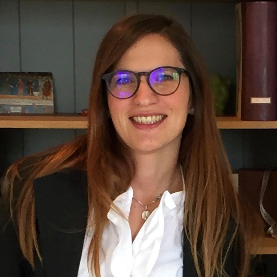 Portrait Evrim Senocak Présentation Avocate SENOCAK Aubagne