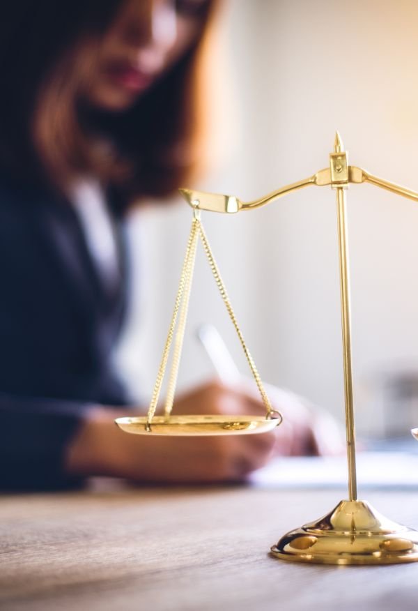 Présentation des honoraires de Maître SENOCAK Honoraires de Maître SENOCAK à Aubagne